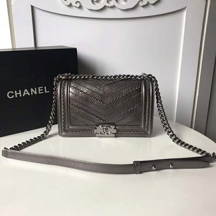 2018 Le Boy Chanel Flap Shoulder Bag