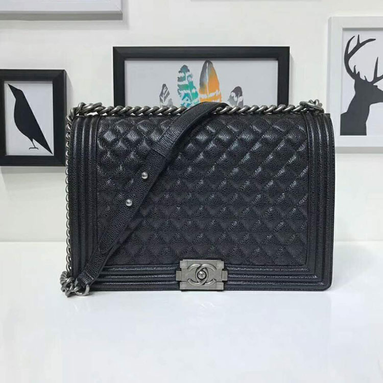 2018 Le Boy Chanel Flap Shoulder Bag