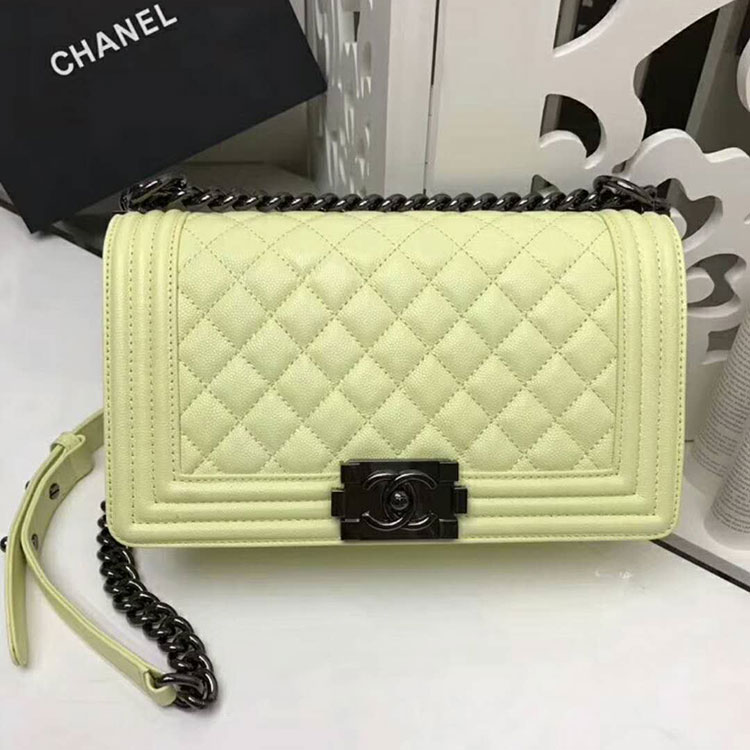 2018 Le Boy Chanel Flap Shoulder Bag