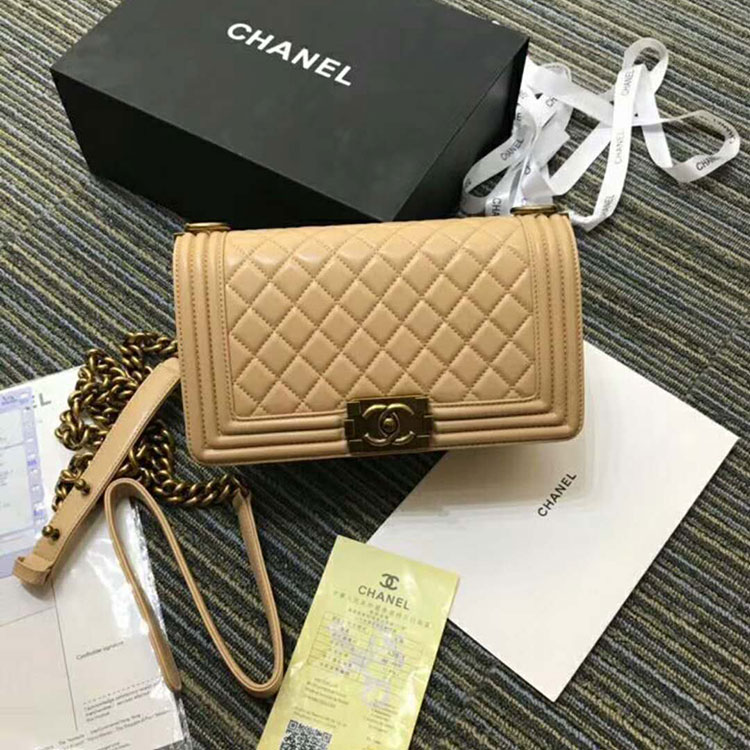 2018 Le Boy Chanel Flap Shoulder Bag