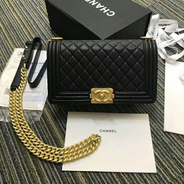 2018 Le Boy Chanel Flap Shoulder Bag