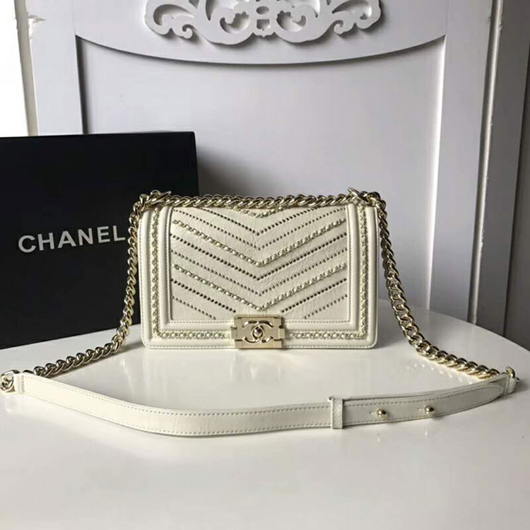 2018 Le Boy Chanel Flap Shoulder Bag