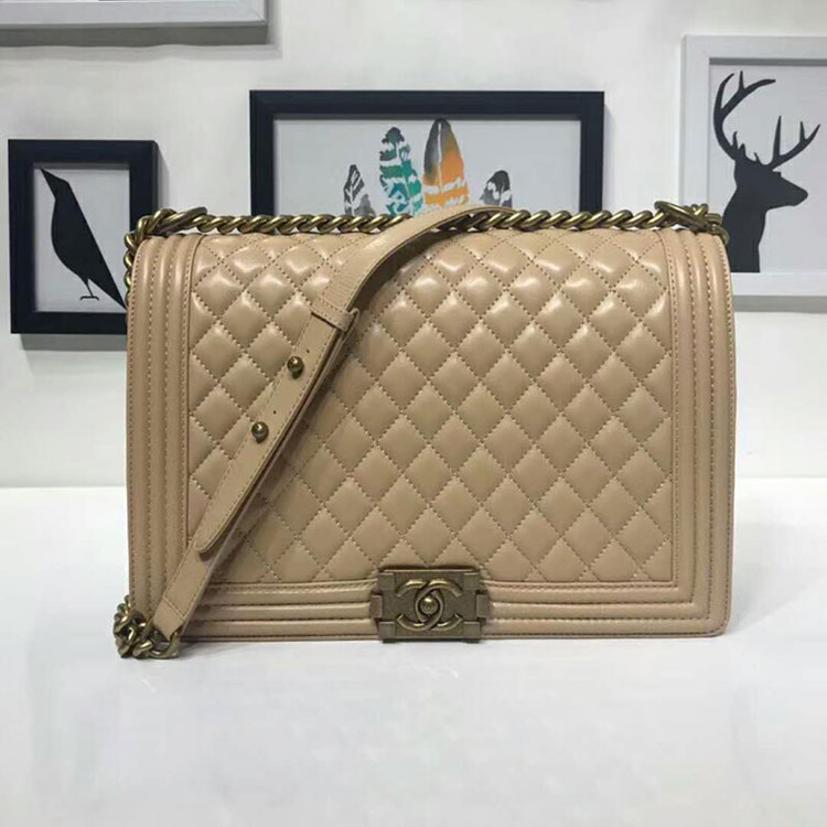 2018 Le Boy Chanel Flap Shoulder Bag