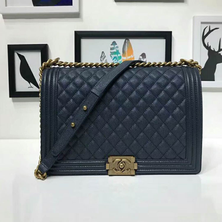 2018 Le Boy Chanel Flap Shoulder Bag