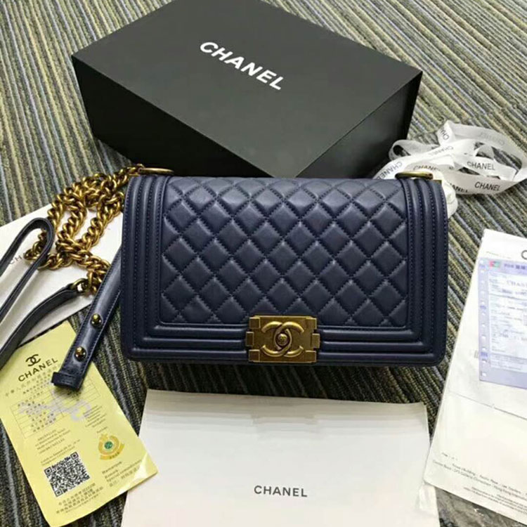 2018 Le Boy Chanel Flap Shoulder Bag