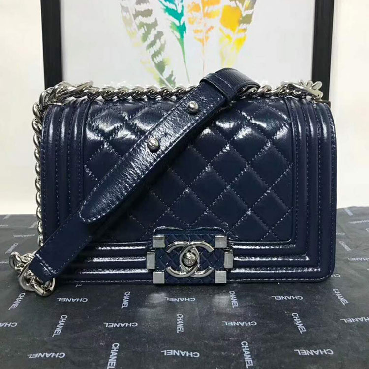 2018 Le Boy Chanel Flap Shoulder Bag