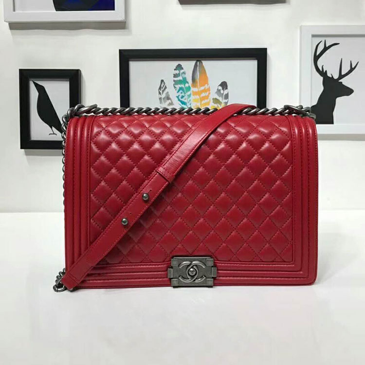 2018 Le Boy Chanel Flap Shoulder Bag