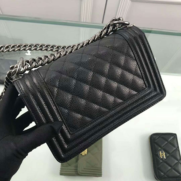 2018 Le Boy Chanel Flap Shoulder Bag