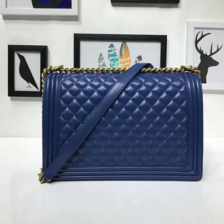 2018 Le Boy Chanel Flap Shoulder Bag