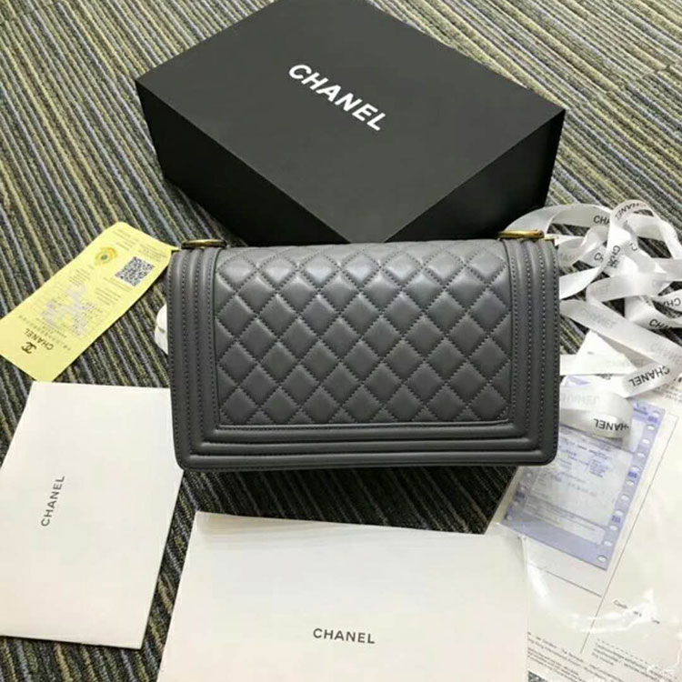 2018 Le Boy Chanel Flap Shoulder Bag