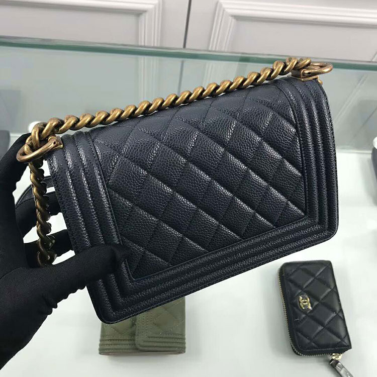 2018 Le Boy Chanel Flap Shoulder Bag