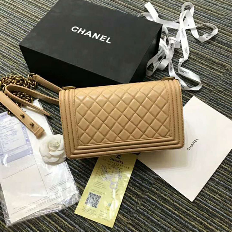 2018 Le Boy Chanel Flap Shoulder Bag