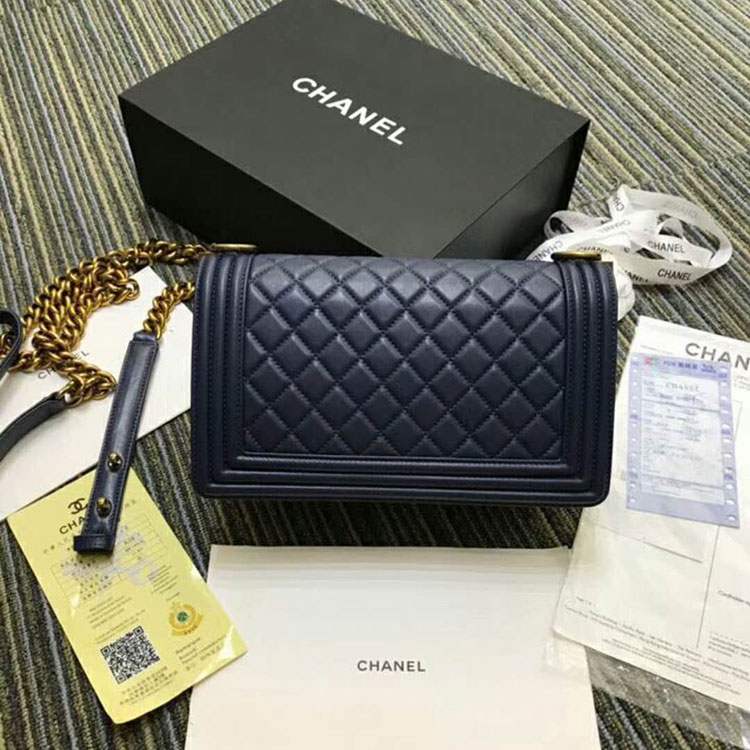 2018 Le Boy Chanel Flap Shoulder Bag