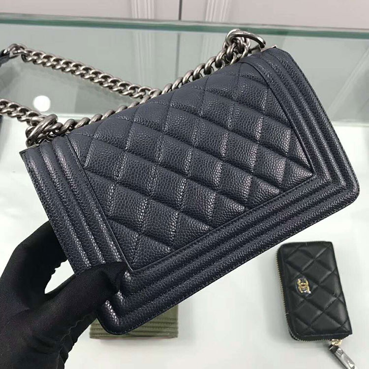 2018 Le Boy Chanel Flap Shoulder Bag