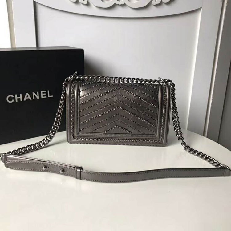 2018 Le Boy Chanel Flap Shoulder Bag