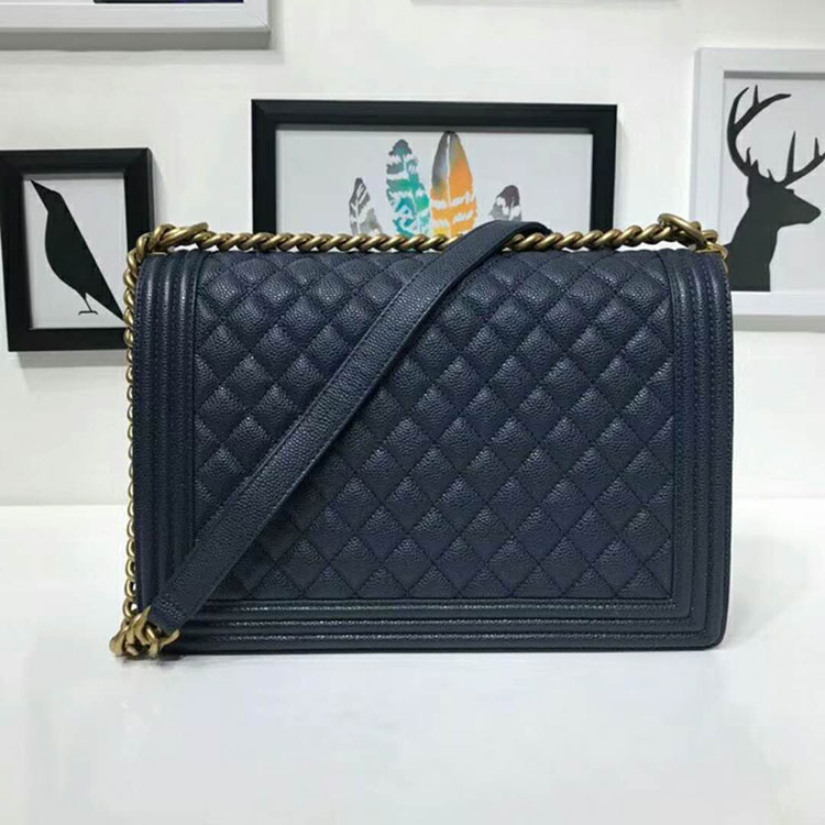 2018 Le Boy Chanel Flap Shoulder Bag