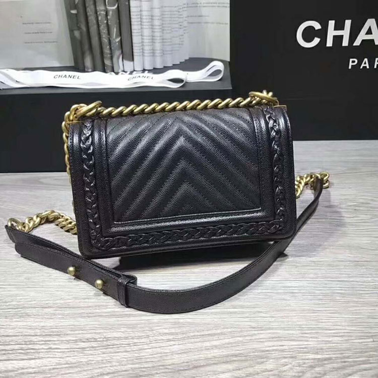 2018 Le Boy Chanel Flap Shoulder Bag