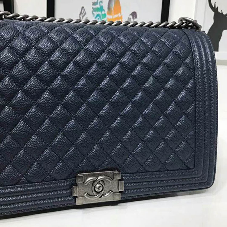 2018 Le Boy Chanel Flap Shoulder Bag