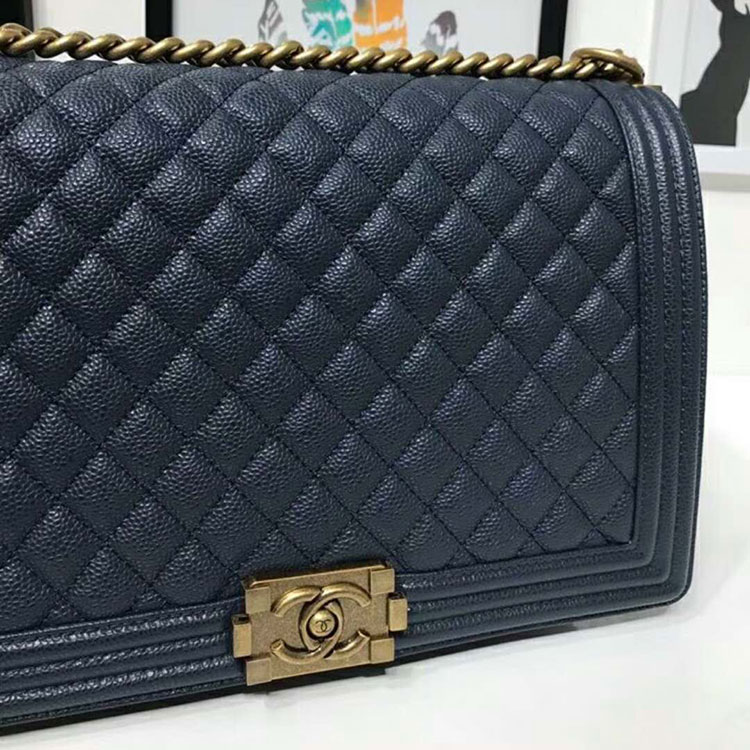 2018 Le Boy Chanel Flap Shoulder Bag