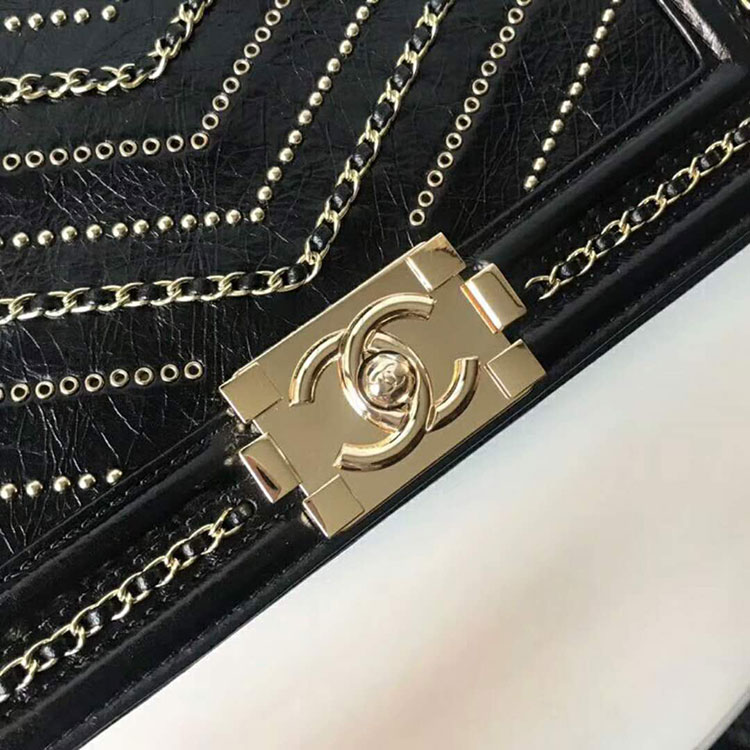 2018 Le Boy Chanel Flap Shoulder Bag