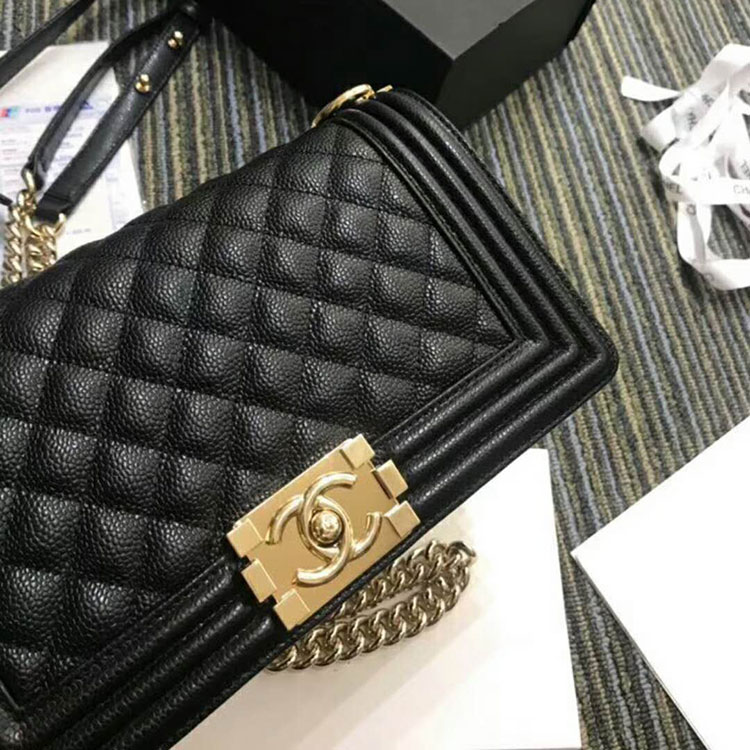 2018 Le Boy Chanel Flap Shoulder Bag