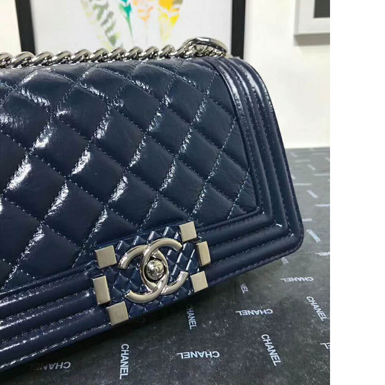 2018 Le Boy Chanel Flap Shoulder Bag