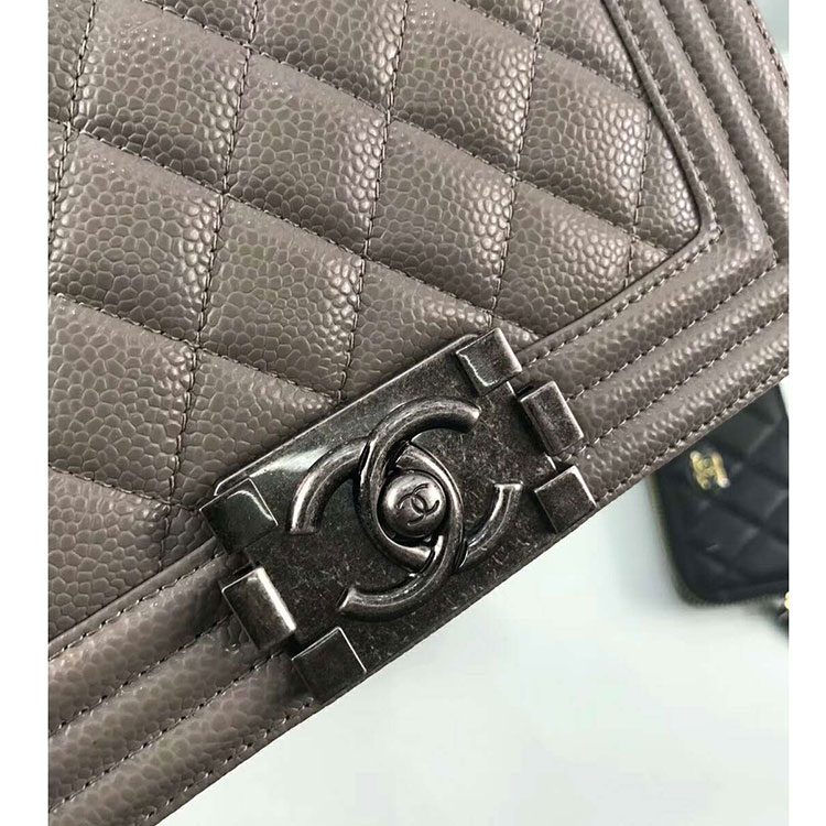 2018 Le Boy Chanel Flap Shoulder Bag