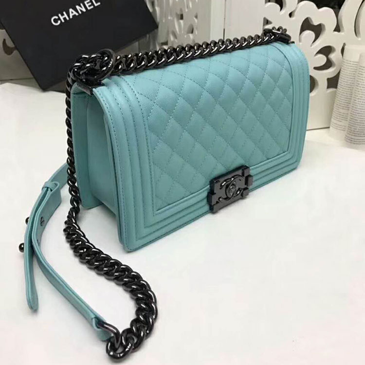 2018 Le Boy Chanel Flap Shoulder Bag