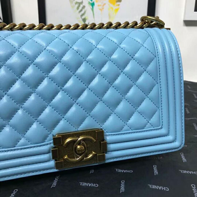 2018 Le Boy Chanel Flap Shoulder Bag