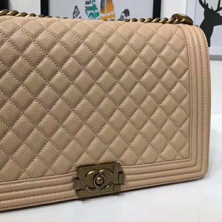 2018 Le Boy Chanel Flap Shoulder Bag