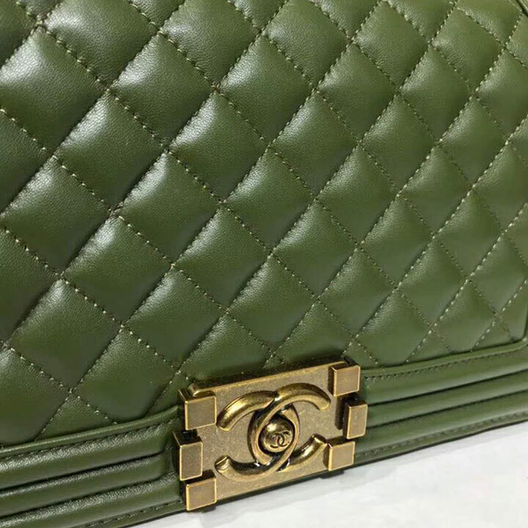 2018 Le Boy Chanel Flap Shoulder Bag