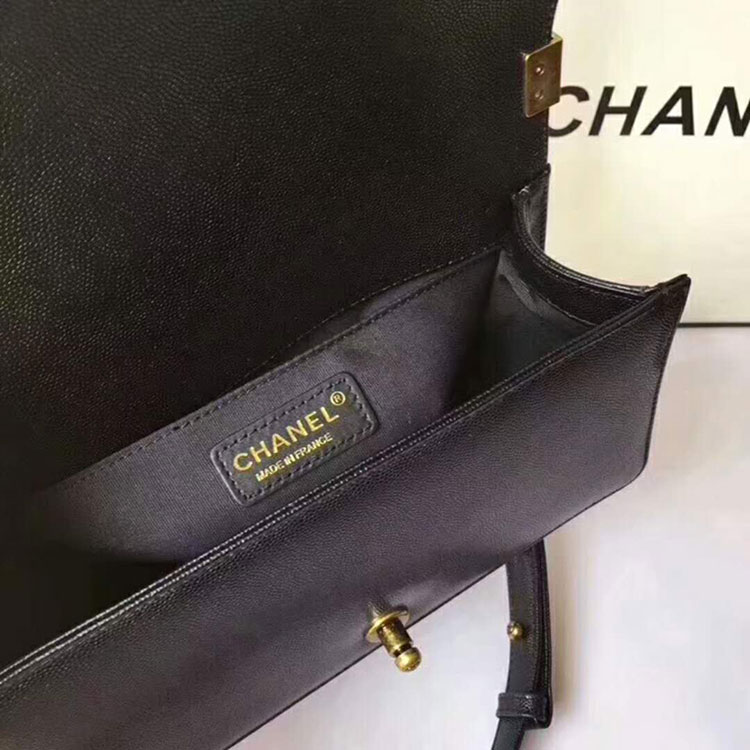 2018 Le Boy Chanel Flap Shoulder Bag