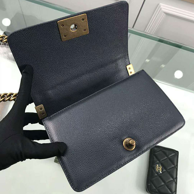 2018 Le Boy Chanel Flap Shoulder Bag