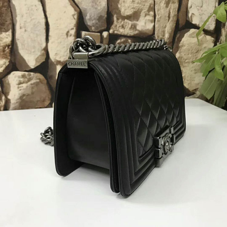 2018 Le Boy Chanel Flap Shoulder Bag Original Lambskin Leather A67085