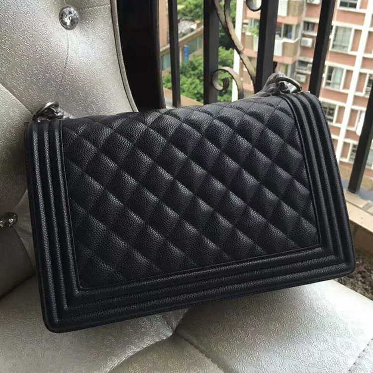 2018 Le Boy Chanel Flap Shoulder Bag in Original Caviar Leather A67088