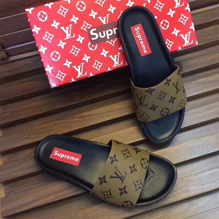 2018 Louis Vuitton men Slippers