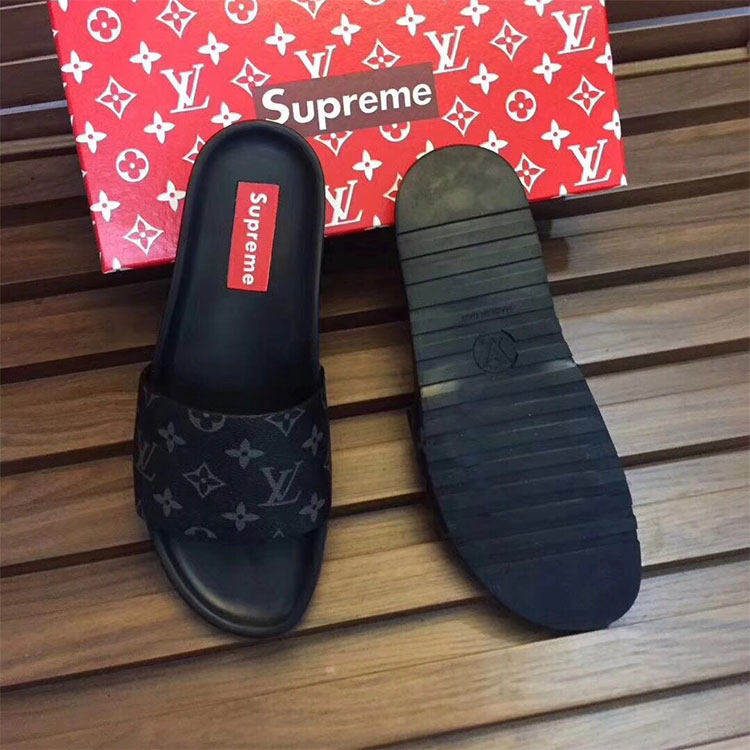 2018 Louis Vuitton men Slippers