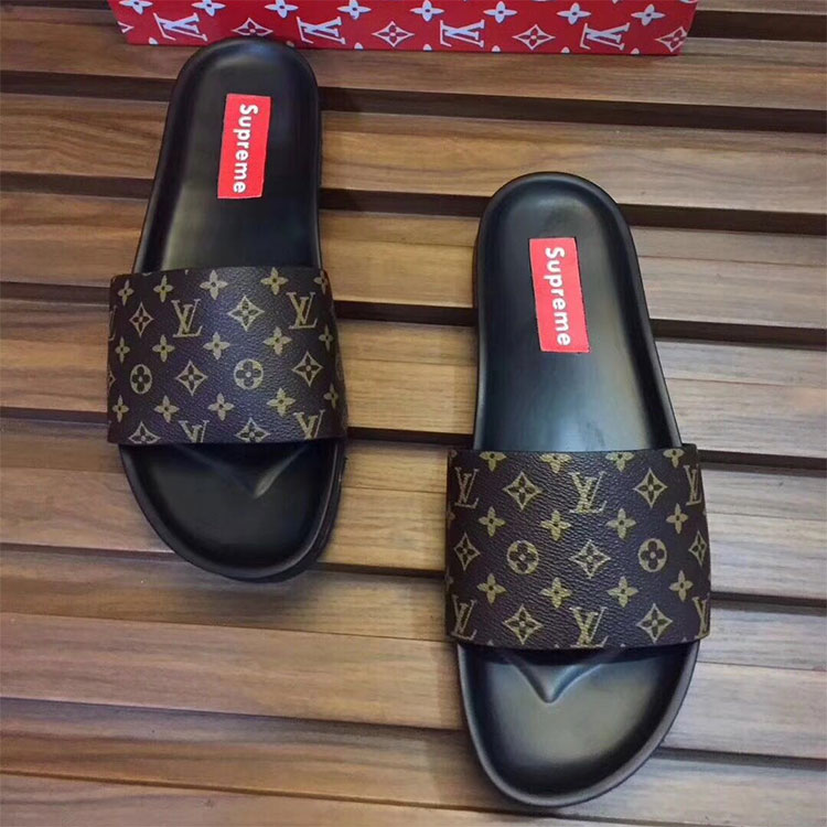 2018 Louis Vuitton men Slippers