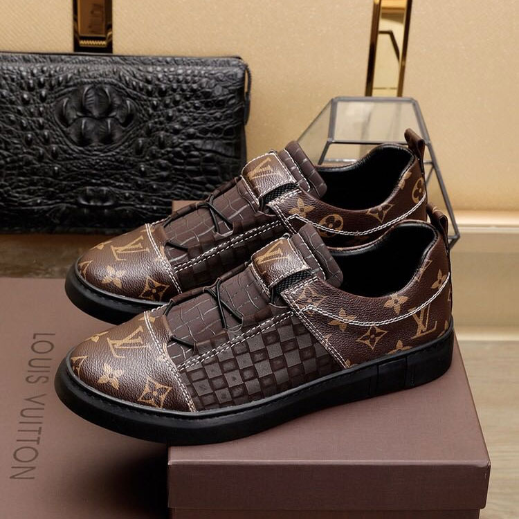 2018 Louis Vuitton men Sneakers