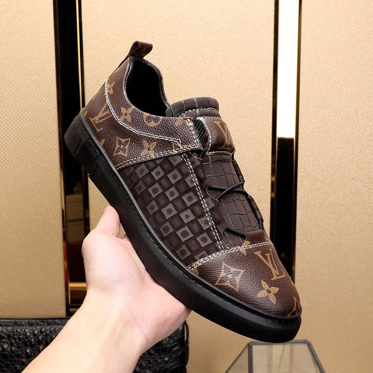 2018 Louis Vuitton men Sneakers