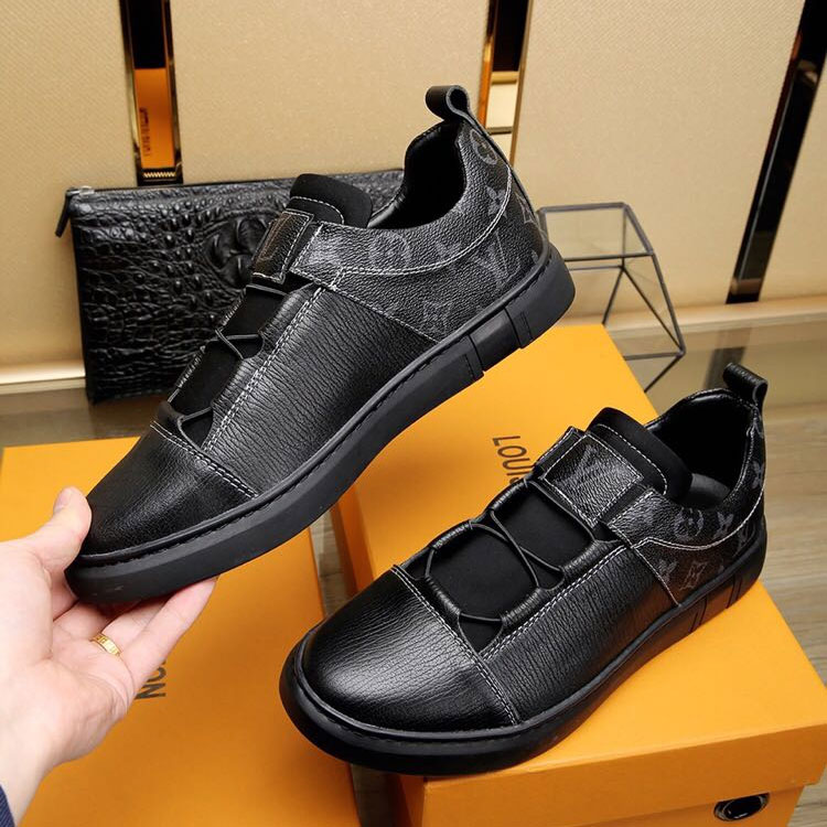 2018 Louis Vuitton men Sneakers