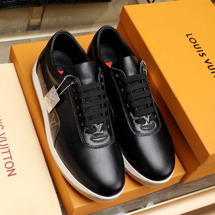 2018 Louis Vuitton men Sneakers in Calfskin leather inside Lambskin leather