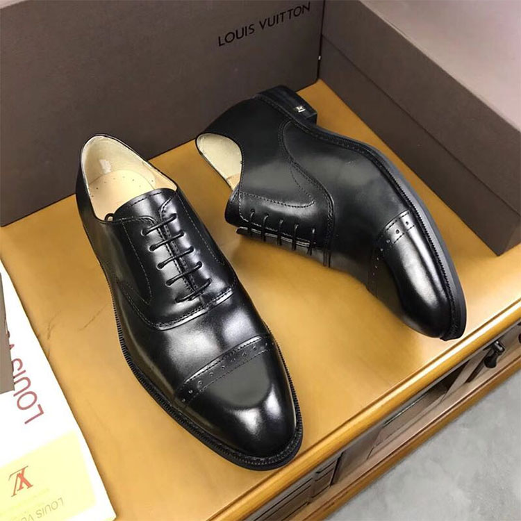 2018 Louis Vuitton men shoes in Calfskin leather inside Calfskin leather