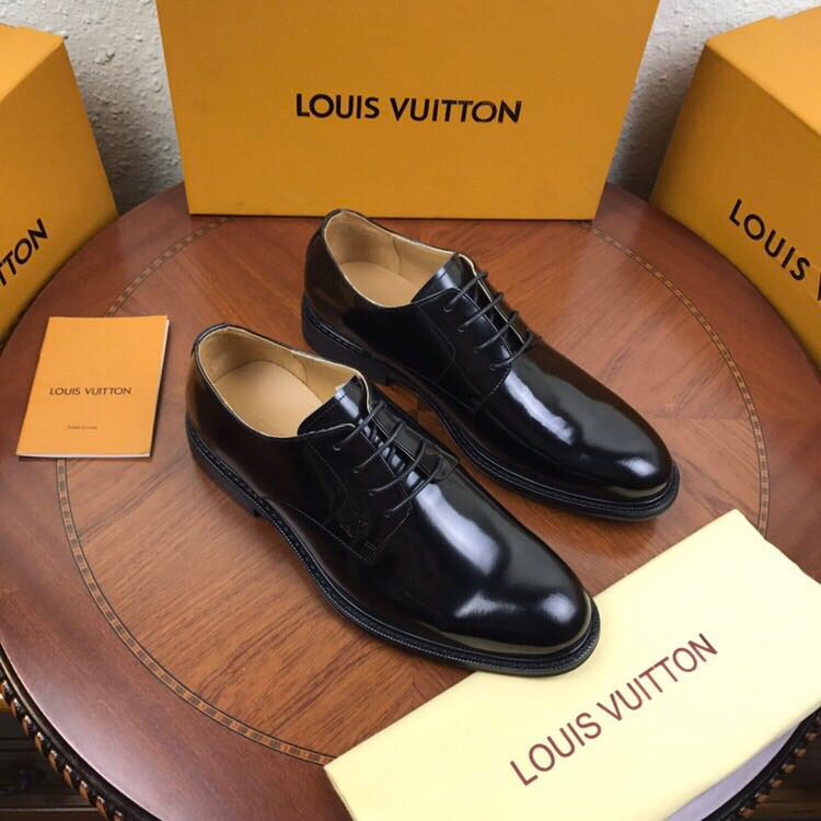 2018 Louis Vuitton men shoes in Calfskin leather inside Calfskin leather