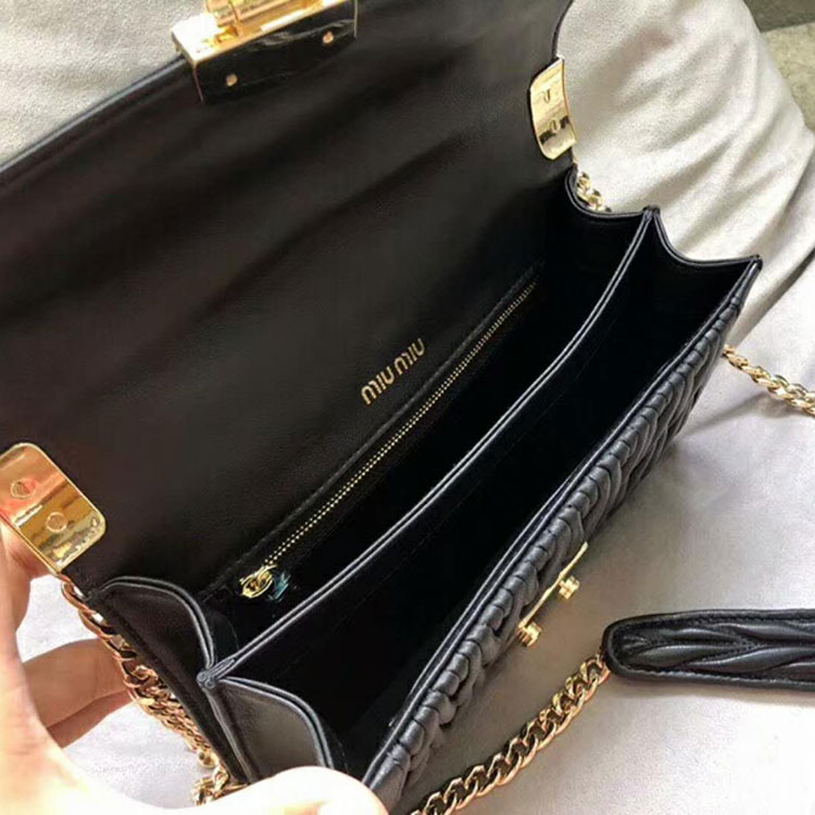 2018 MIU CONFIDENTIAL MATELASSE LEATHER BAG