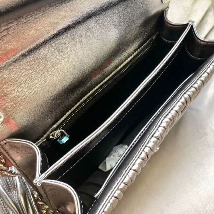 2018 MIU CONFIDENTIAL MATELASSE LEATHER BAG