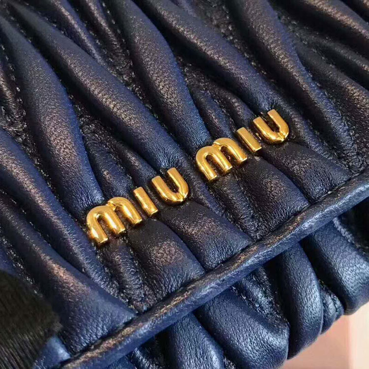 2018 Miu Miu MATELASSE LEATHER WALLET