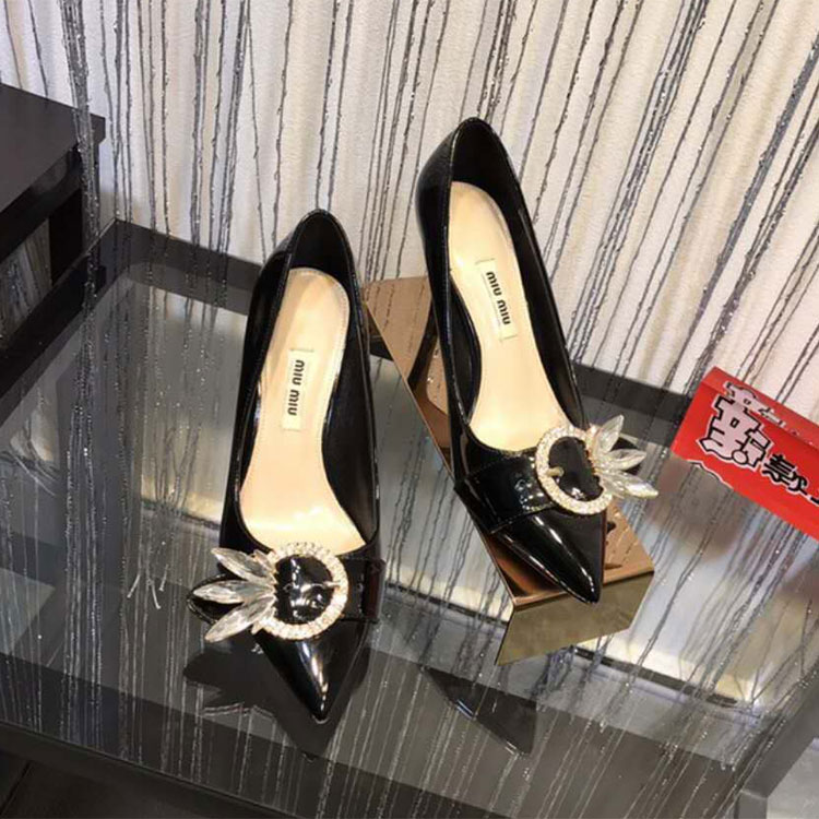 2018 Miu Miu women shoes in Patent leather Heel 8cm