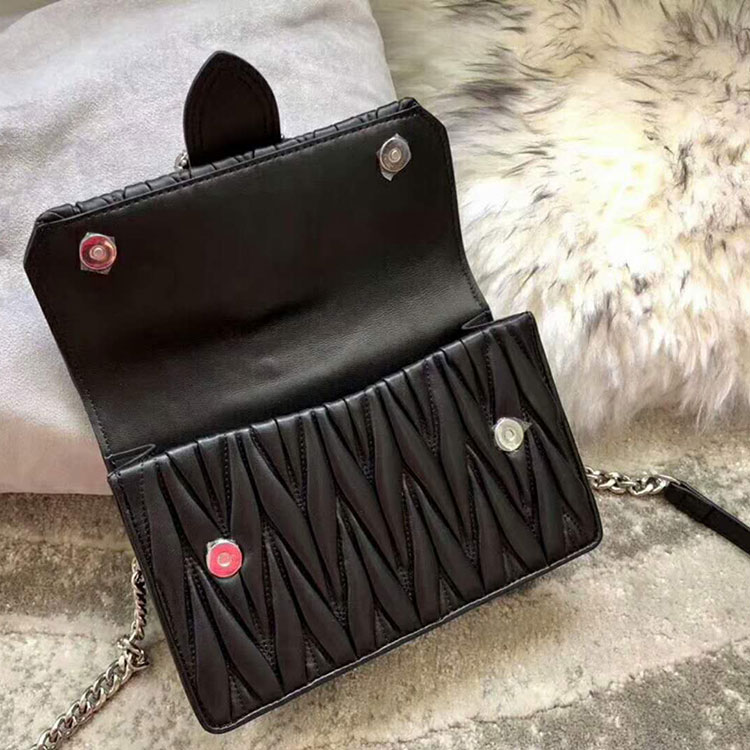 2018 MiuMiu Lady MATELASSE LEATHER BAG