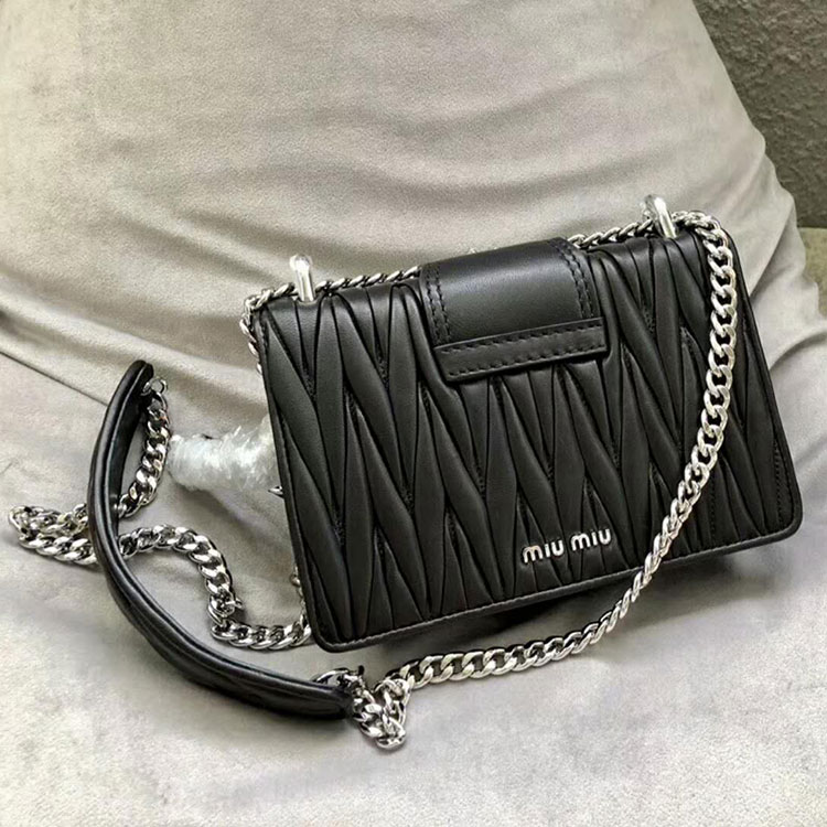 2018 MiuMiu Lady MATELASSE Shoulder Bag